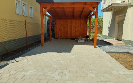 Zámková dlažba 04/2024